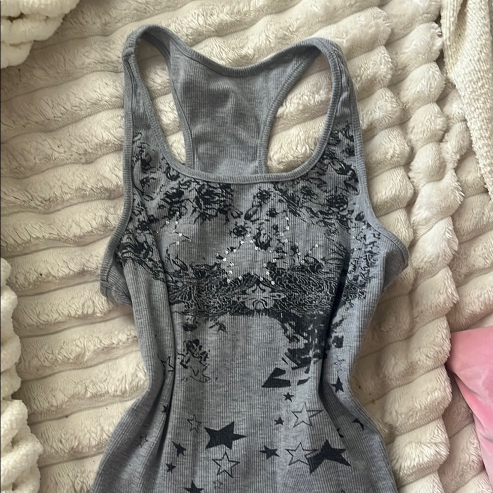 Gray Sleeveless Top with Star Pattern